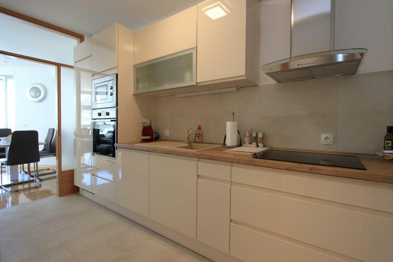 Luxury Omis Apartment Екстериор снимка