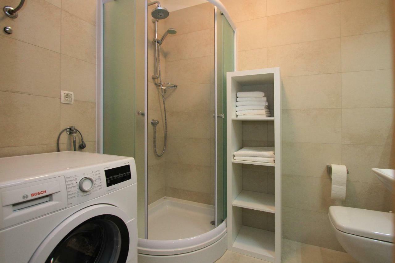 Luxury Omis Apartment Екстериор снимка